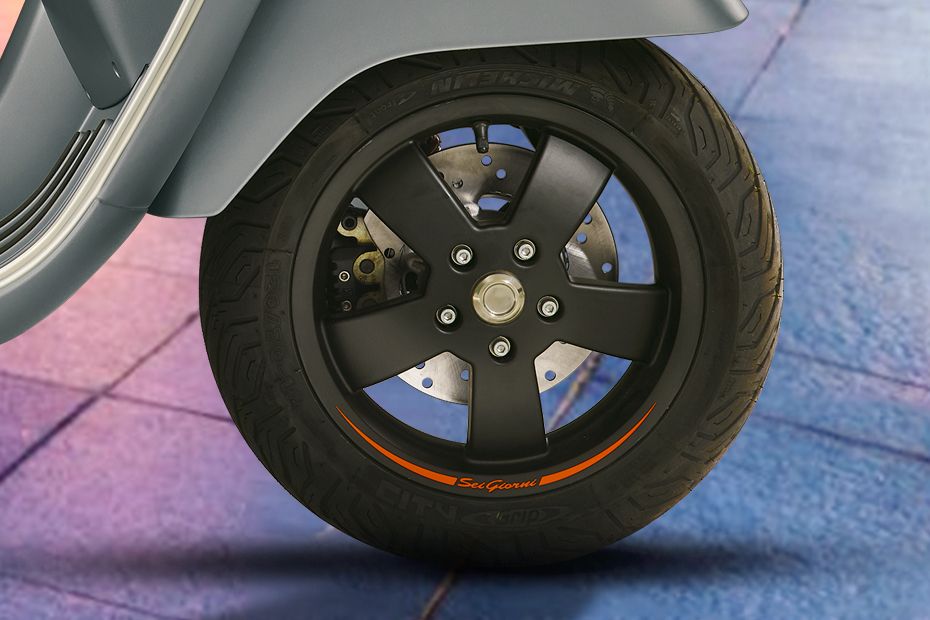 Vespa Sei Giorni Front Tyre