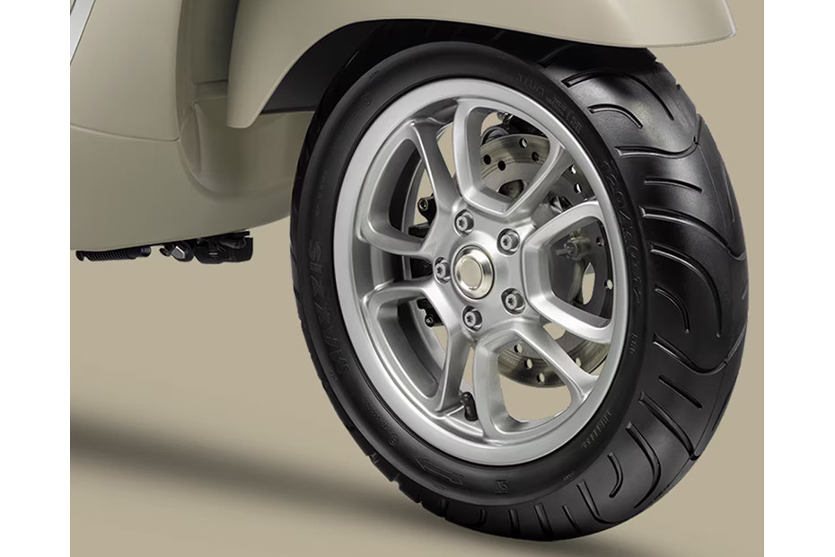 Vespa GTS Classic 300 Rear Brake