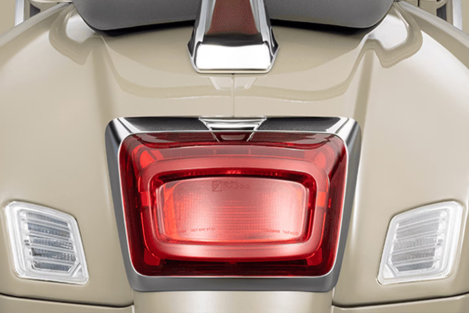 Vespa GTS Classic 300 Tail Light View