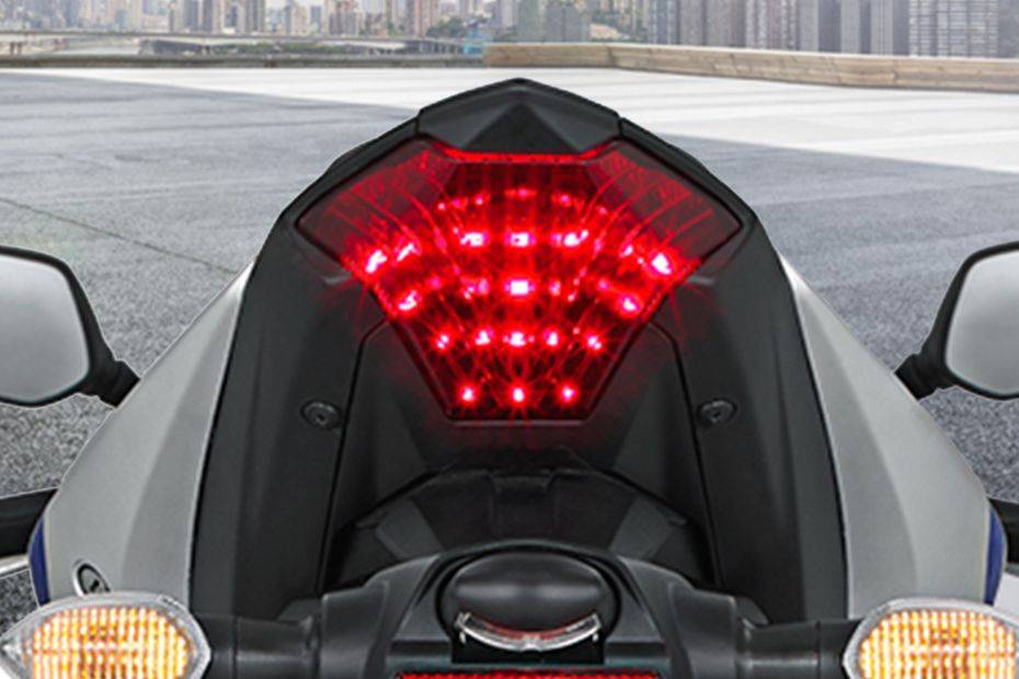 Yamaha YZF-R25 Tail Light View Yamaha YZF-R25 Tail Light View