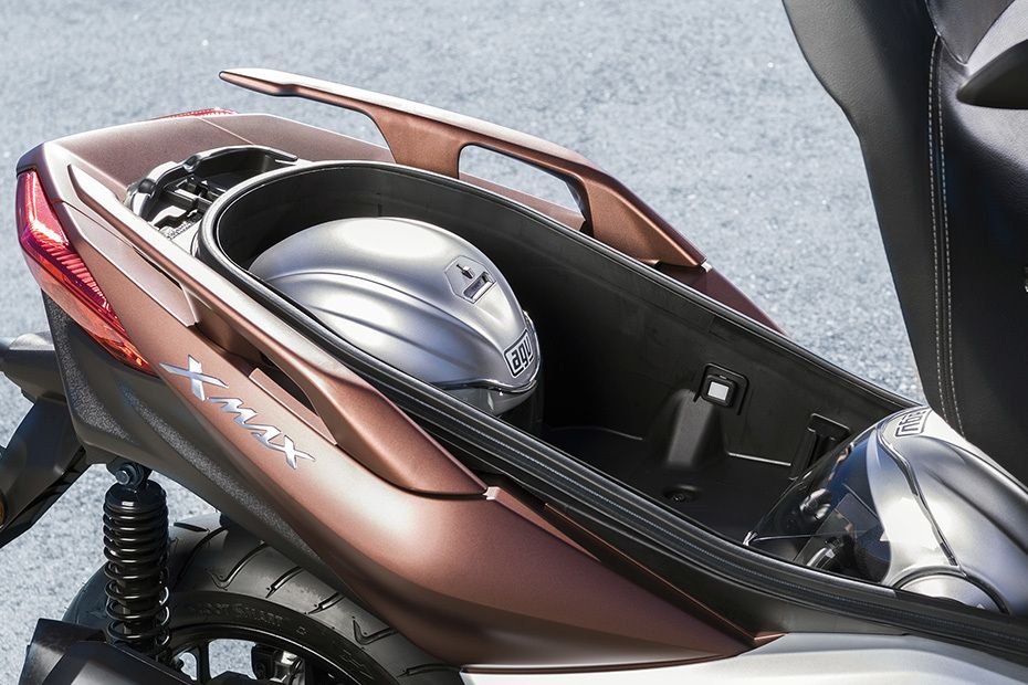 Yamaha XMax 250 Seat Storage Side View Yamaha XMax 250 Seat Storage Side View