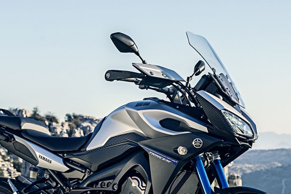 Yamaha MT-09 Tracer Fuel Tank View