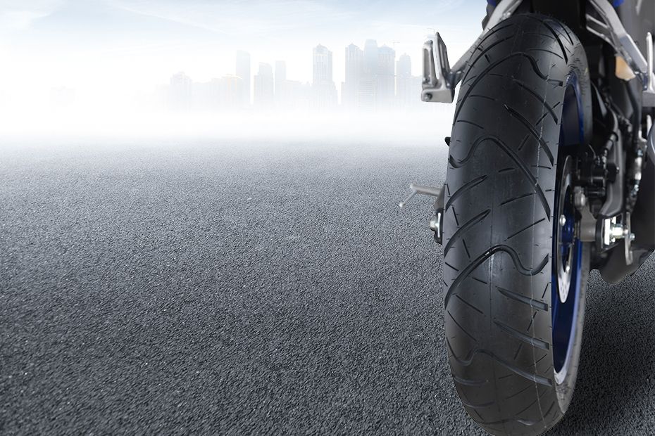 Yamaha YZF-R15 Rear Tyre Yamaha YZF-R15 Rear Tyre