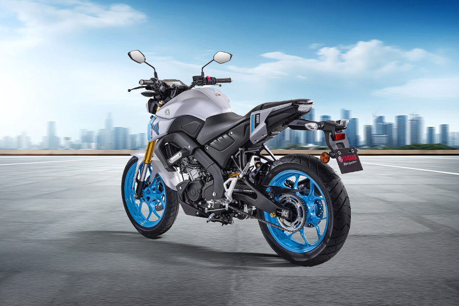 Yamaha MT-15 Slant Back Side View Right Yamaha MT-15 Slant Back Side View Right