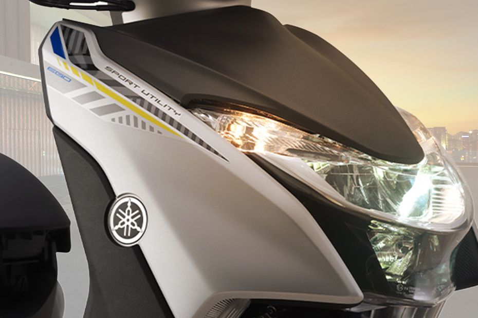 Yamaha Ego Gear Head Light View