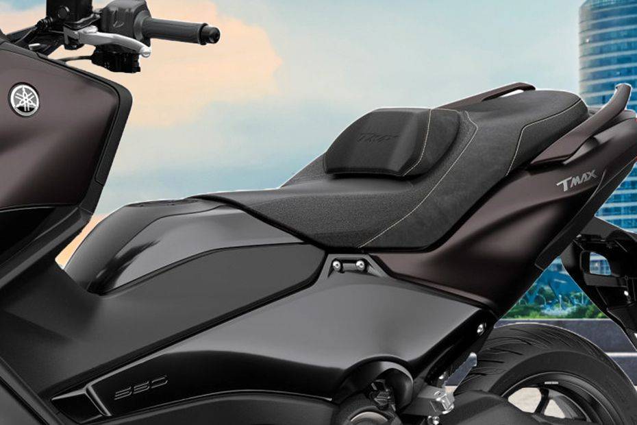 Yamaha TMax Rider Seat View Yamaha TMax Rider Seat View