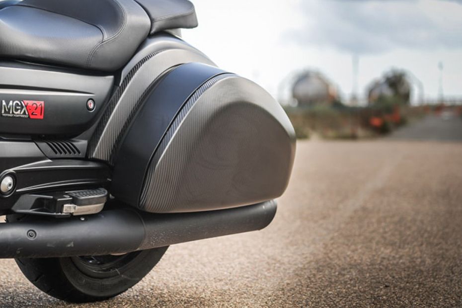 Moto Guzzi MGX-21 Storage Box View Moto Guzzi MGX-21 Storage Box View