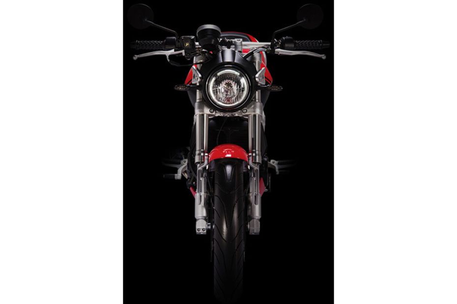 GPX Gentleman 200 Front View Full Image