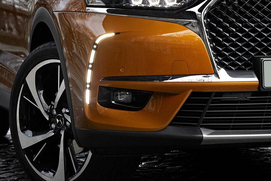 7 Crossback Front Fog Lamp 7 Crossback Front Fog Lamp