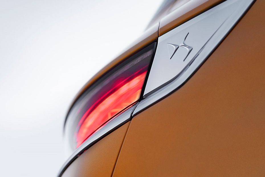 7 Crossback Tail light 7 Crossback Tail light