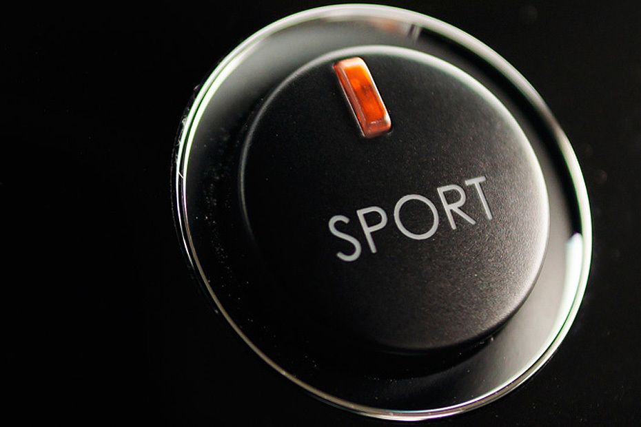 Aston Martin Vantage (2016-2018) Engine Start Stop Button