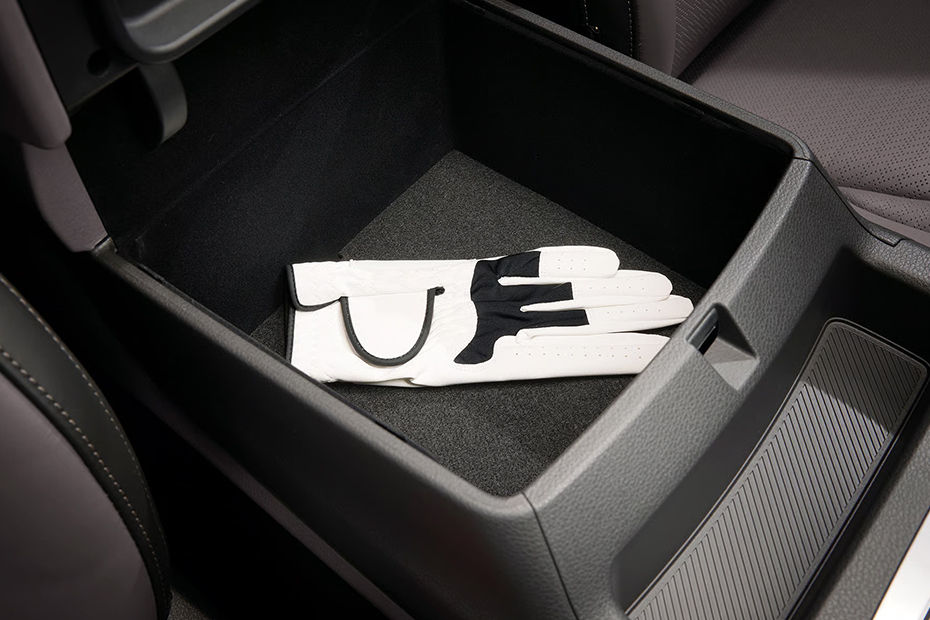 Carnival Front Center Divider