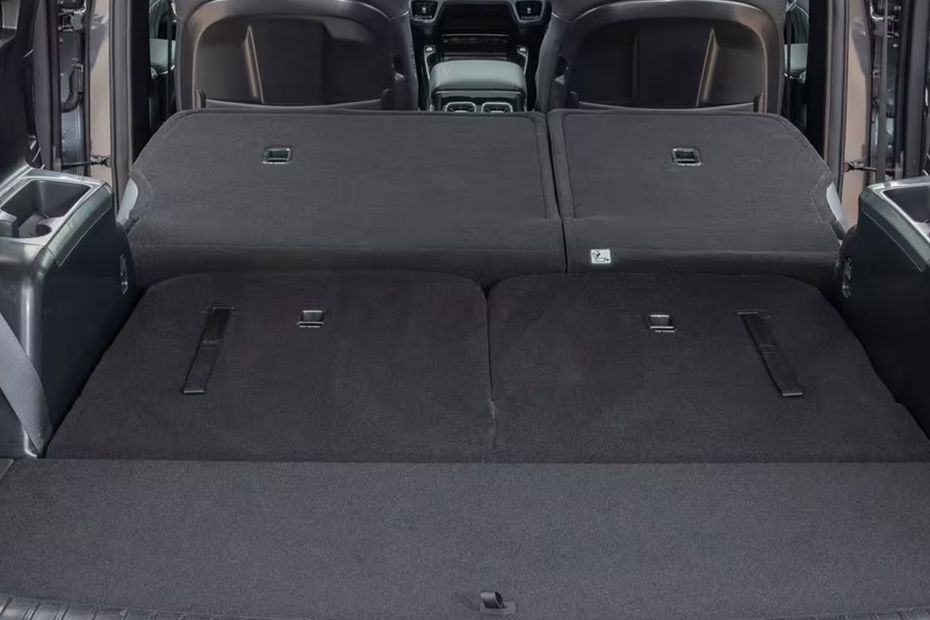 Folding Seats of Kia Sorento