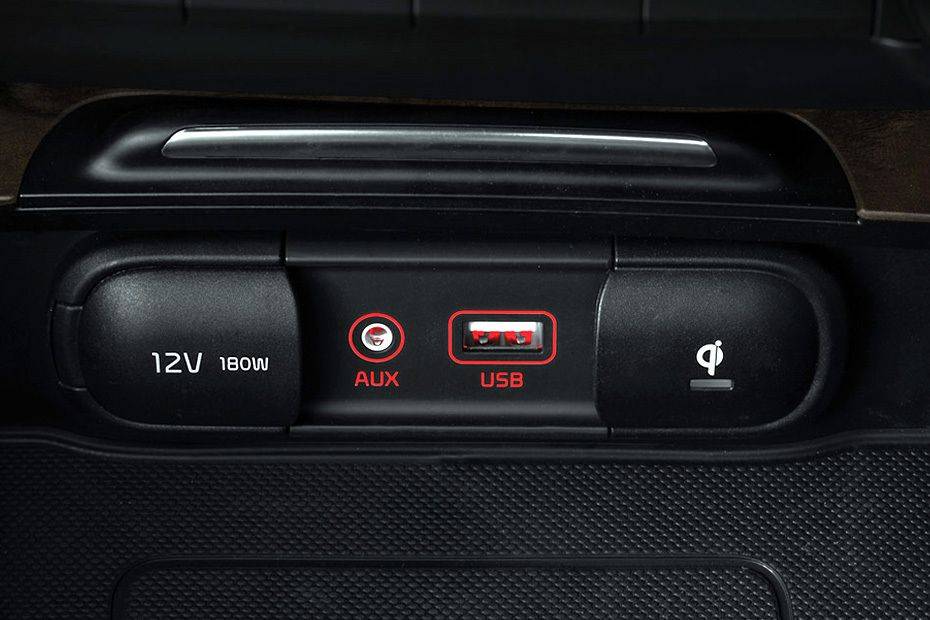 Power Accessories Outlet View of Kia Optima Power Accessories Outlet View of Kia Optima