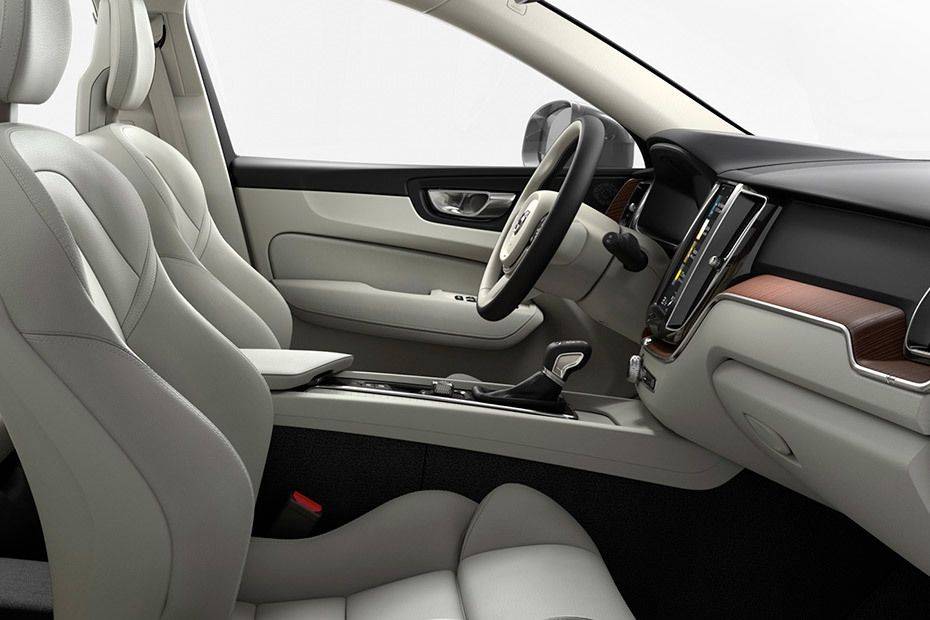 Volvo XC60 2024 Interior, Exterior & colour Images Malaysia