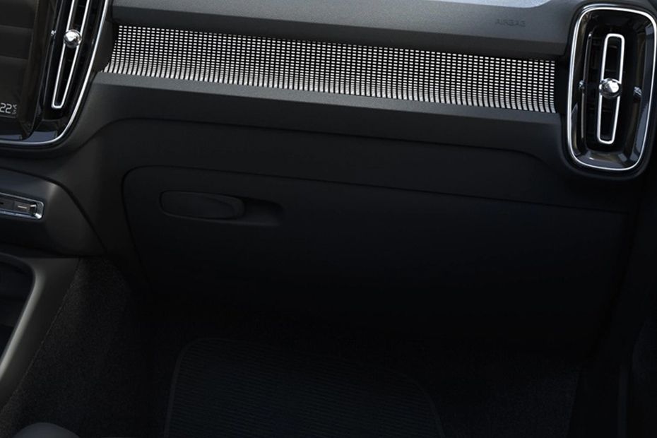 Volvo XC40 Glove Box Volvo XC40 Glove Box