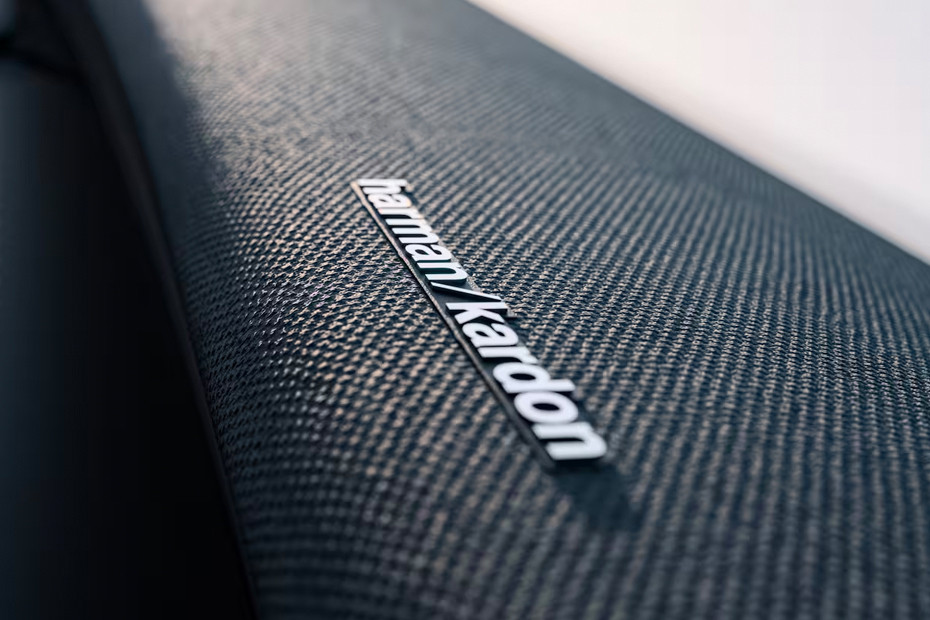 Speakers View of Volvo EX30