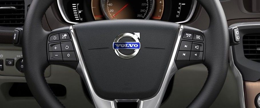 Volvo V40 Cross Country Multi Function Steering Volvo V40 Cross Country Multi Function Steering