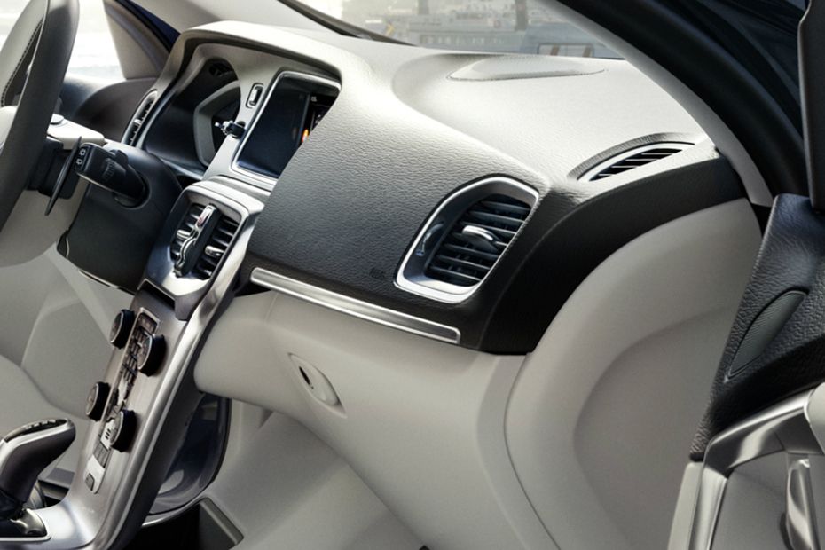 V40 Front Side Ac Vents