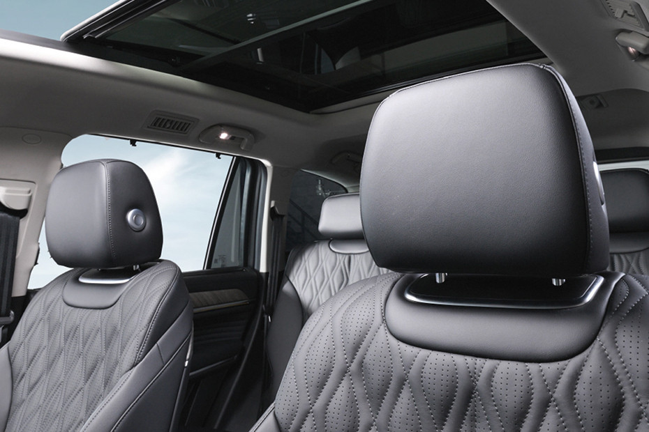 Tank 500 Front Seat Headrest