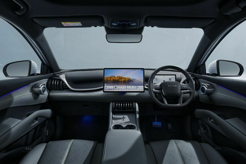 Dashboard View of Atto 3