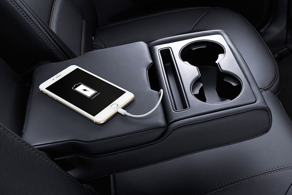 Power Accessories Outlet View of Mazda CX-5 (2014-2018) Power Accessories Outlet View of Mazda CX-5 (2014-2018)