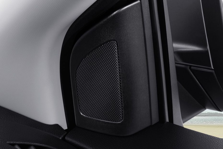 Speakers View of Mazda BT-50 Speakers View of Mazda BT-50