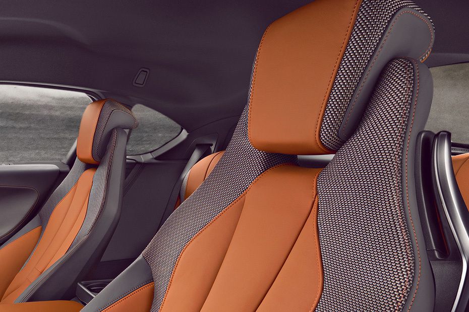 i8 Front Seat Headrest