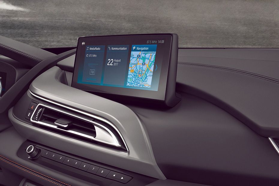 i8 touch screen