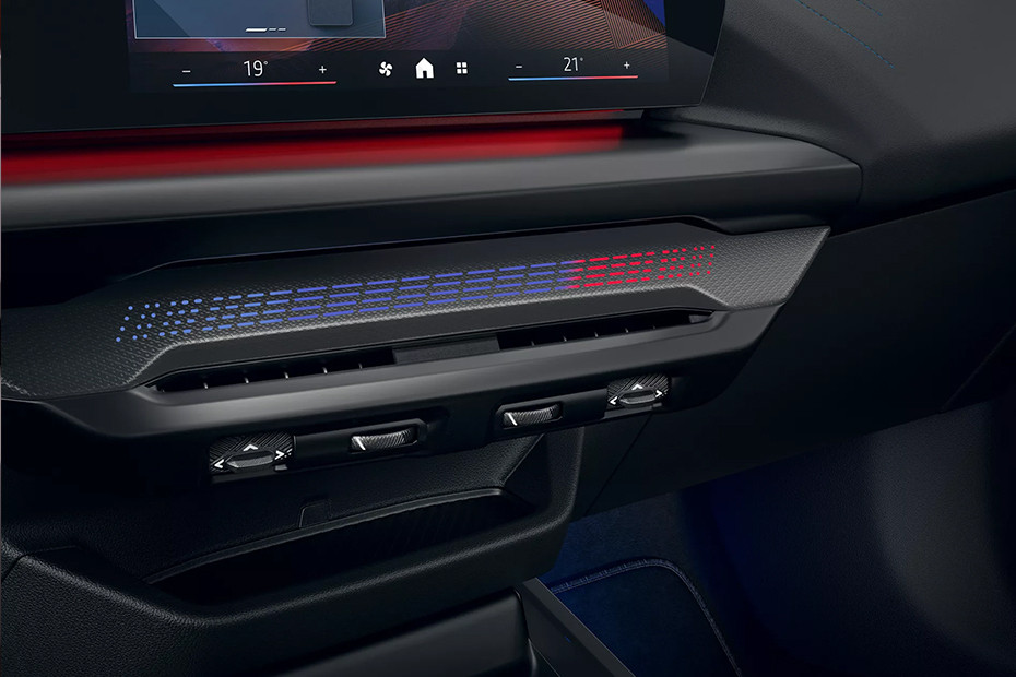 Front AC Controls of BMW 2 Series Gran Coupe