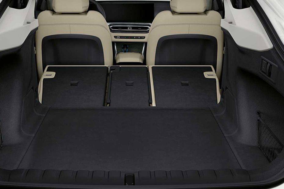 Folding Seats of BMW i4 Folding Seats of BMW i4
