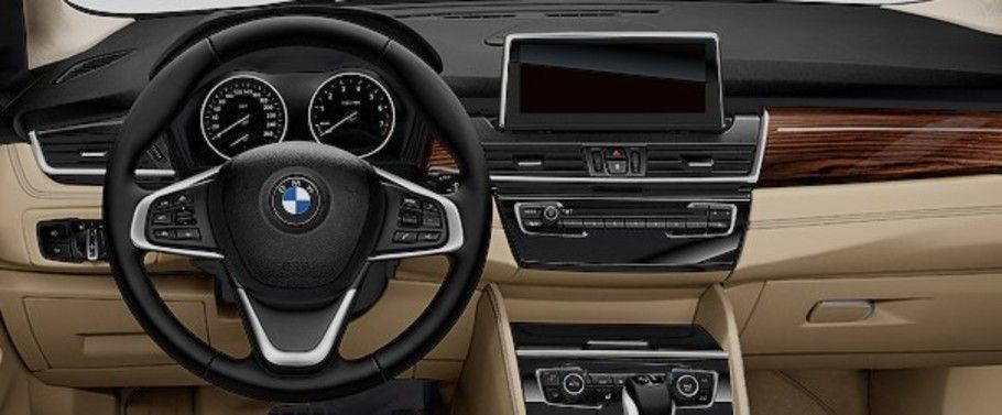 Dashboard View of 2 series Active Tourer