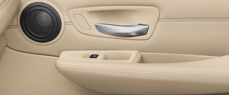 Speakers View of BMW 2 series Active Tourer