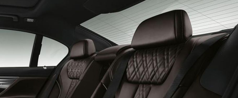 7 series Rear Seat Head rest 7 series Rear Seat Head rest