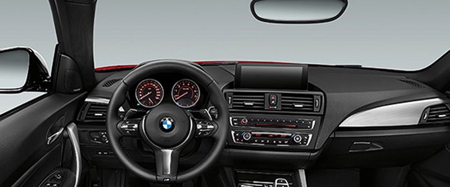 Dashboard View of 2 Series Coupe