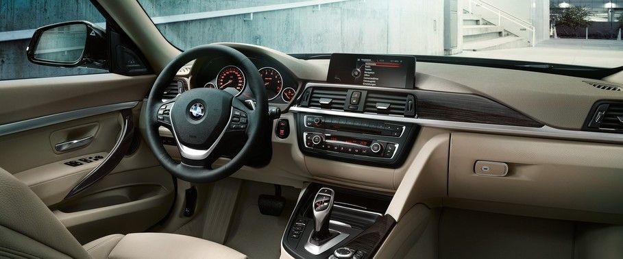 Dashboard View of 3 Series Gran Turismo Dashboard View of 3 Series Gran Turismo