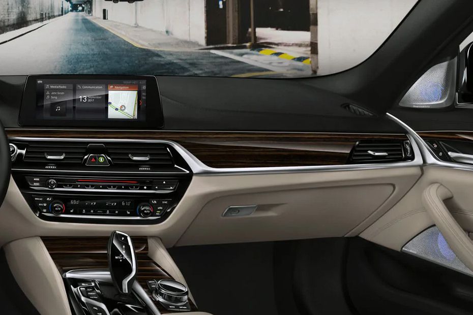 BMW 5 Series Sedan Glove Box BMW 5 Series Sedan Glove Box