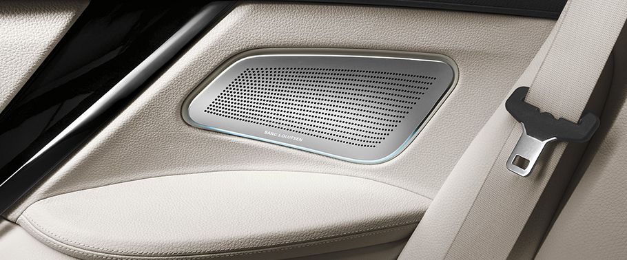 Speakers View of BMW 6 Series Coupe