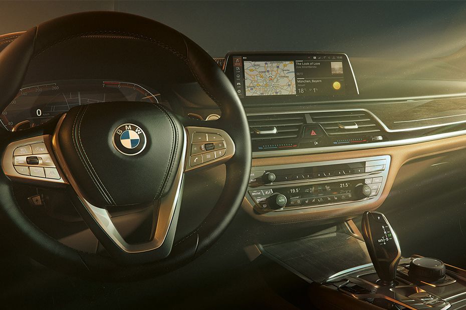 Dashboard View of 7 Series Sedan Dashboard View of 7 Series Sedan