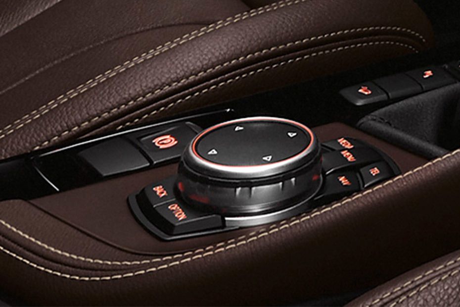 Center Controls of BMW X1 (2015-2019)
