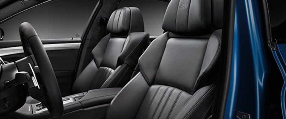 M5 (2014-2017) Front Seat Headrest