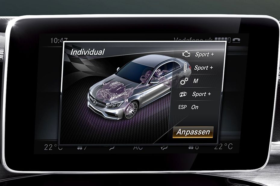 C-Class Saloon (2016-2018) touch screen