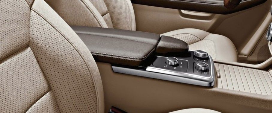 M-Class Front Center Divider M-Class Front Center Divider