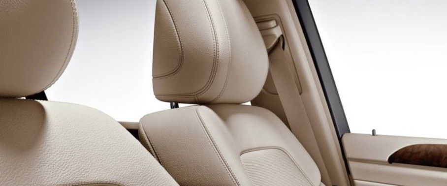 M-Class Front Seat Headrest M-Class Front Seat Headrest