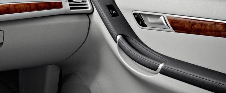 door handle interior of Mercedes Benz R-Class door handle interior of Mercedes Benz R-Class