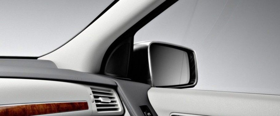 Mercedes Benz R-Class Passengers View Mercedes Benz R-Class Passengers View