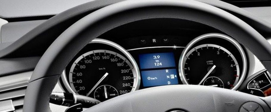 R-Class TachoMeter R-Class TachoMeter