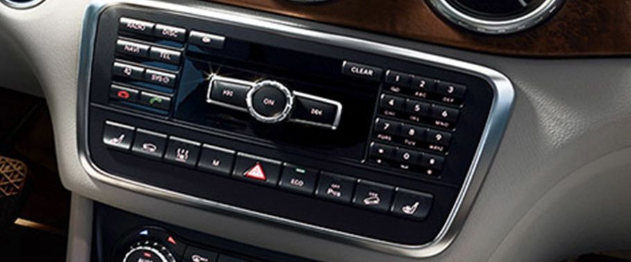 Stereo View of GLA-Class 2016