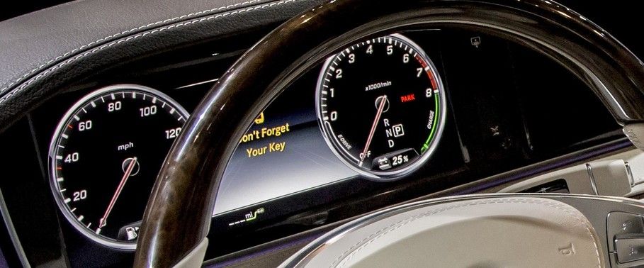 Maybach S-Class 2015 TachoMeter