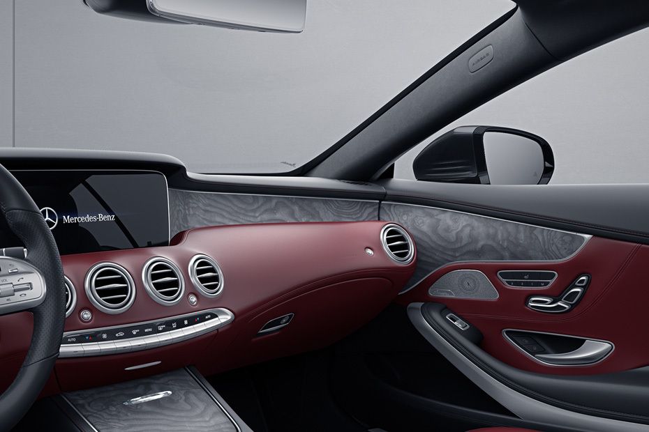 Mercedes Benz S-Class Cabriolet Passengers View Mercedes Benz S-Class Cabriolet Passengers View